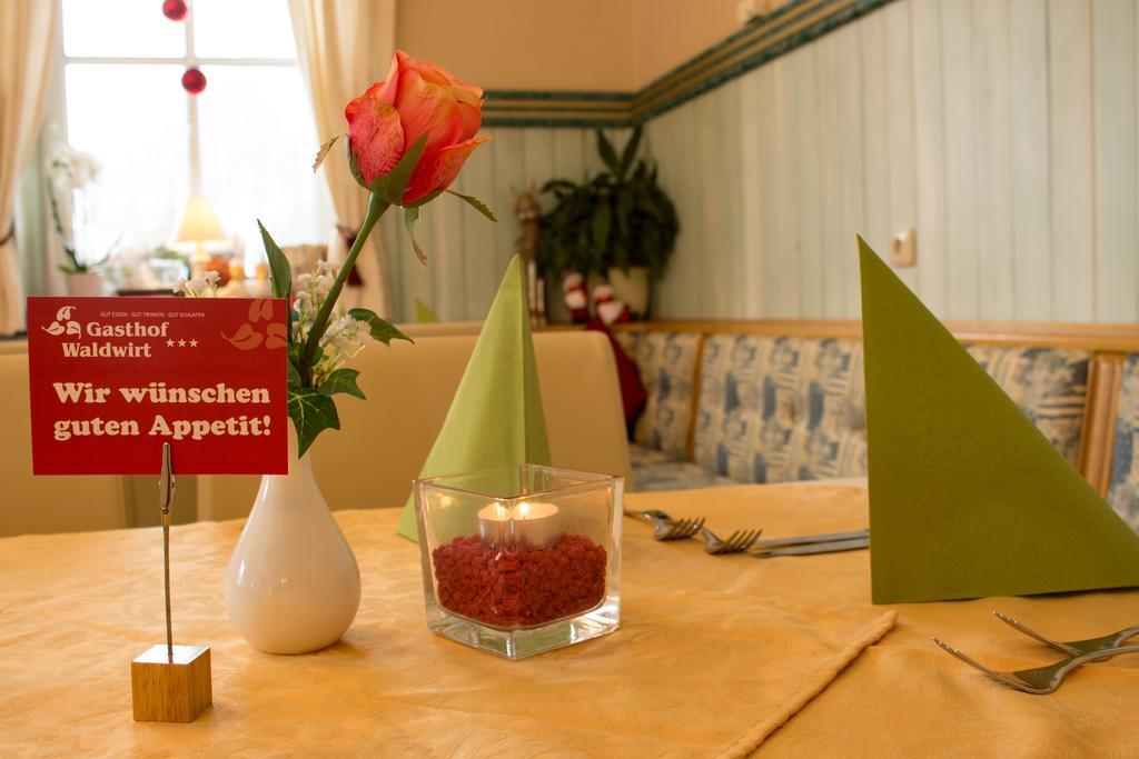 Gasthof Waldwirt Russbach am Pass Gschütt Kültér fotó